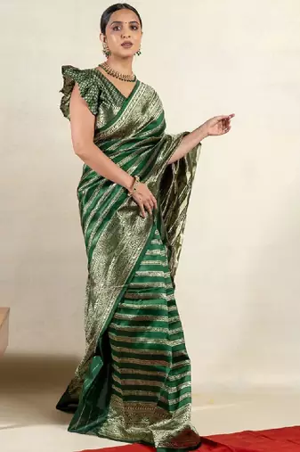 Striped woven design zari leheriya saree