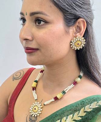 Gold plated ruby red stone floral necklace set 1