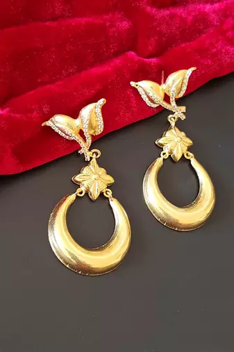 Gold plated flora fauna earrings