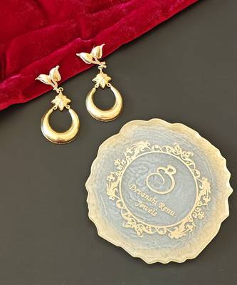 Gold plated flora fauna earrings 4