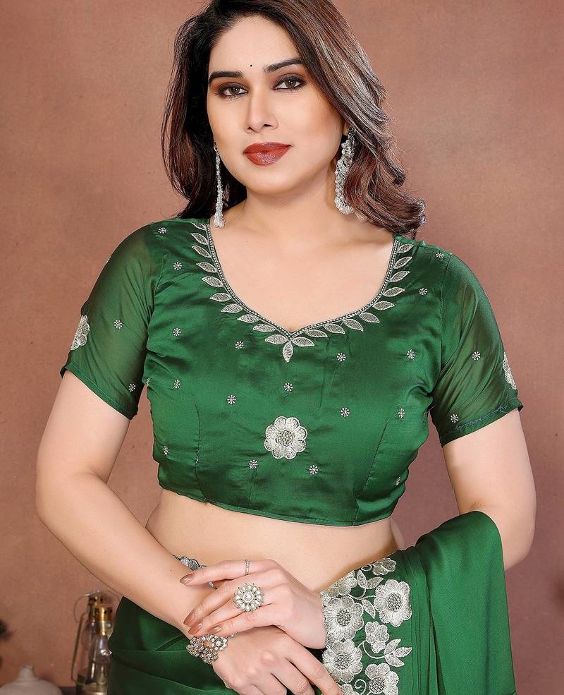 Green silk blend embroidery saree whit blouse