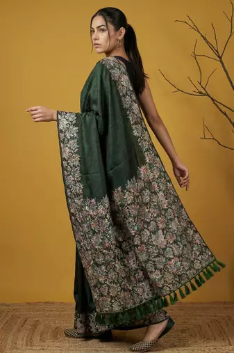Green silk blend printed woven design saree whit blouse
