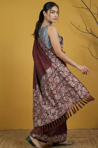 Maroon silk blend printed woven design saree whit blouse