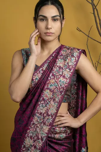 Wine silk blend printed woven design saree whit blouse