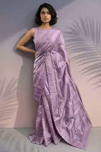 Lilac silk blend printed woven design saree whit blouse