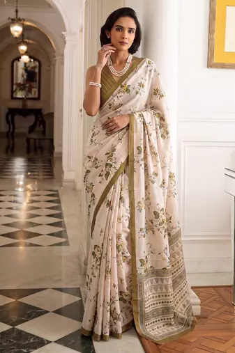 silk blend floral digital printed saree for women with contrast printed pallu