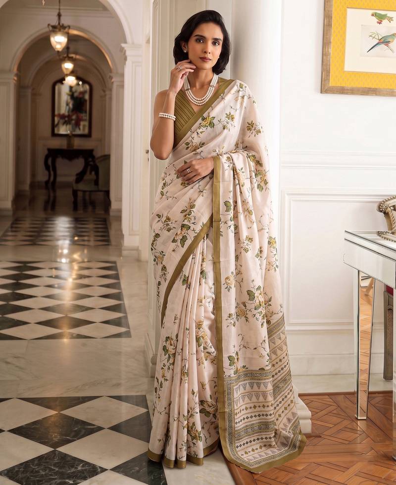 silk blend floral digital printed saree for women with contrast printed pallu