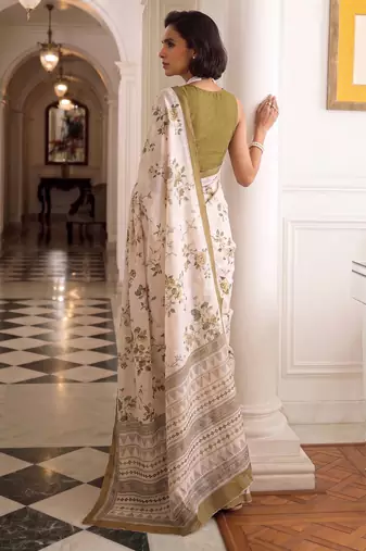 silk blend floral digital printed saree for women with contrast printed pallu