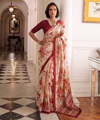 silk blend floral digital printed saree for women with contrast printed pallu 4