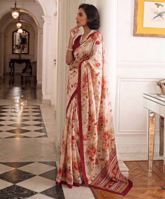 silk blend floral digital printed saree for women with contrast printed pallu 5