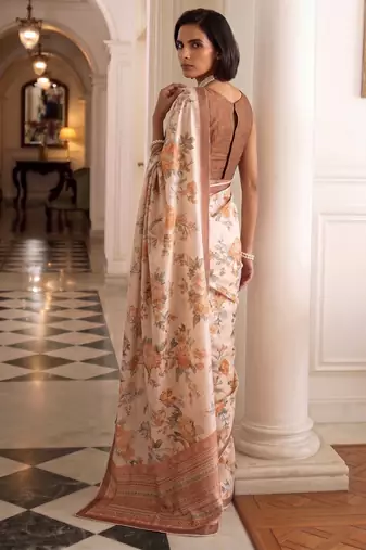 silk blend floral digital printed saree for women with contrast printed pallu