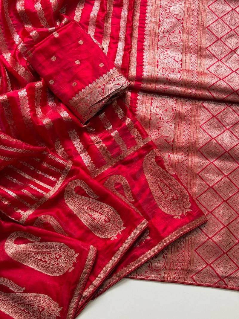 Red Color Jaqurad Weveing Work Satin Saree