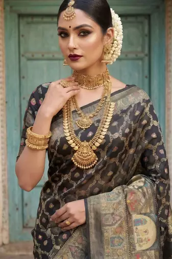 Black Color Jacquard Weaving  Work Silk Blend Saree