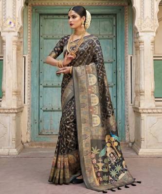 Black Color Jacquard Weaving  Work Silk Blend Saree 3