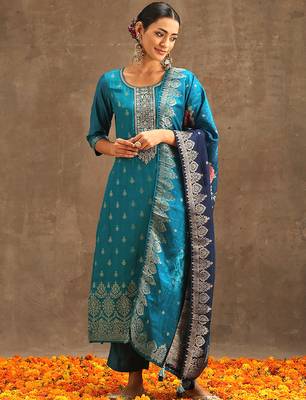 Turquoise jaquard silk embroidery sequence work kurta pant set with dupatta 1