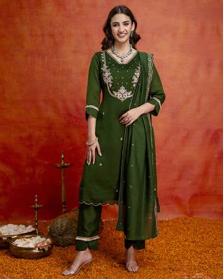 Darkgreen art silk beads embroidery with sequence work kurta pant set with dupatta 3