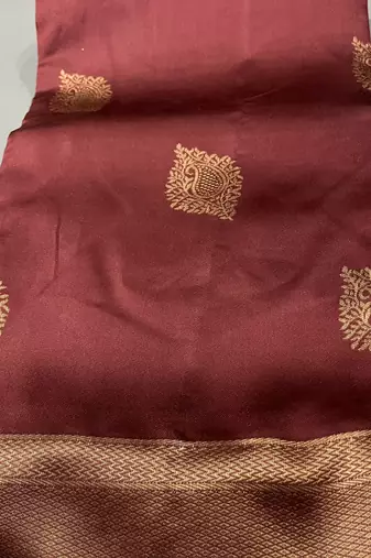 Maroon silk blend banarasi saree with unstitched blouse piece