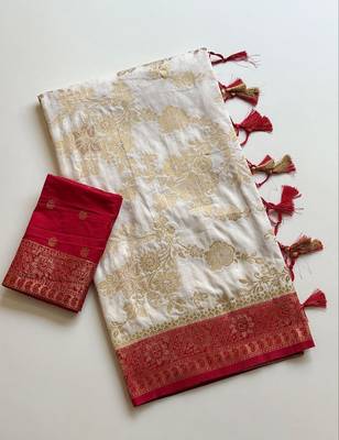 Off White Color Zari Weaving Work Silk Blend Saree 3