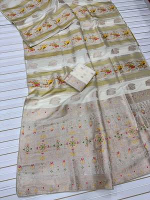 White Color Jaqurad Weaving Work Georgette Saree 1