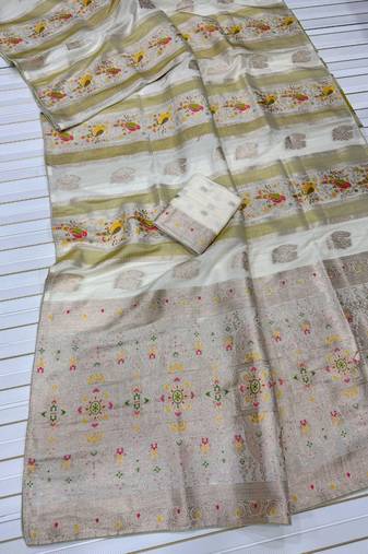 White Color Jaqurad Weaving Work Georgette Saree