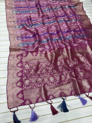 Pink Color Jaqurad Weaving Work Georgette Saree 1