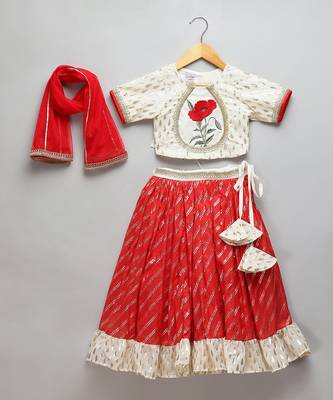 Red Off White Embroidered Chanderi Lehenga Set 3