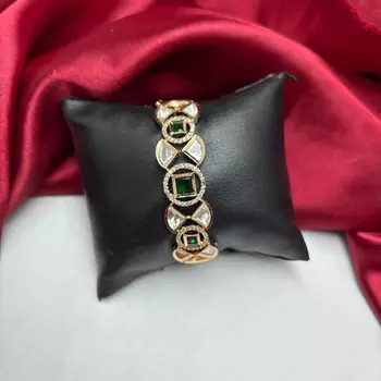 Emerald Green CZ Kundan Style Gold Plated Bridal Bracelet, Indian Wedding Jewelry 3