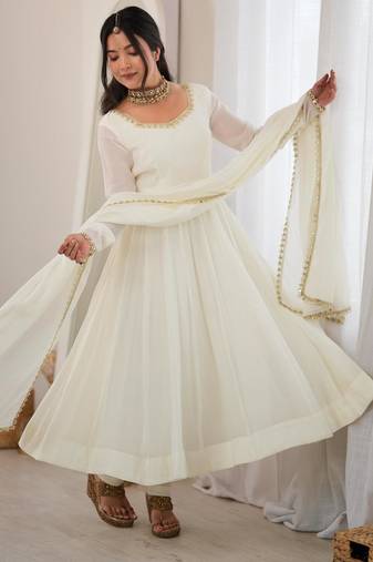 Embroidery Work Chanderi Fabric Flared Anarkali Pant and Dupatta Set