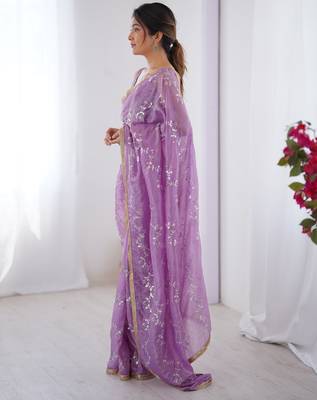 gold crush purple designer beads moti val zig zag sequance work saree 5