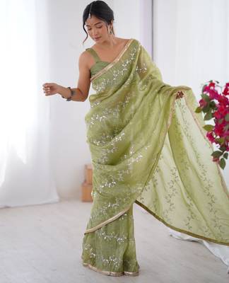gold crush pista designer beads moti val zig zag sequance work saree 1