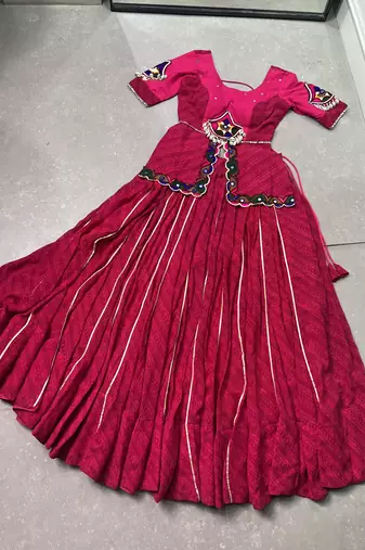 women pink printed georgette navratri lehenga choli with gamthi mirror work - free size