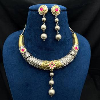 Dual Tone Hasli Necklace Set | Oxidized Silver Boho Collar Choker 2