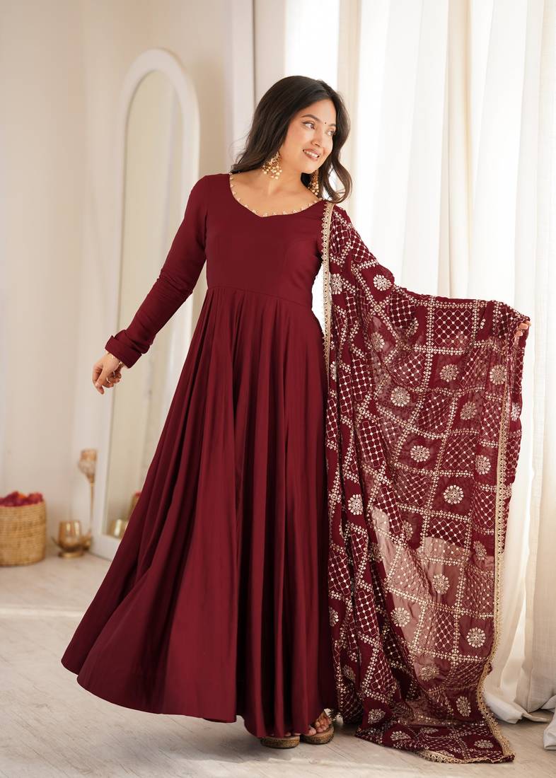  Solid Roman Chanderi Silk Fabric Flared Anarkali Pant and Dupatta Set