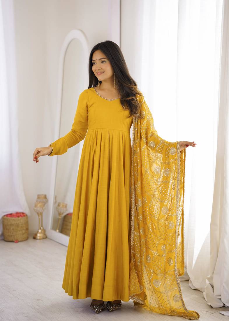  Solid Roman Chanderi Silk Fabric Flared Anarkali Pant and Dupatta Set
