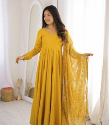  Solid Roman Chanderi Silk Fabric Flared Anarkali Pant and Dupatta Set