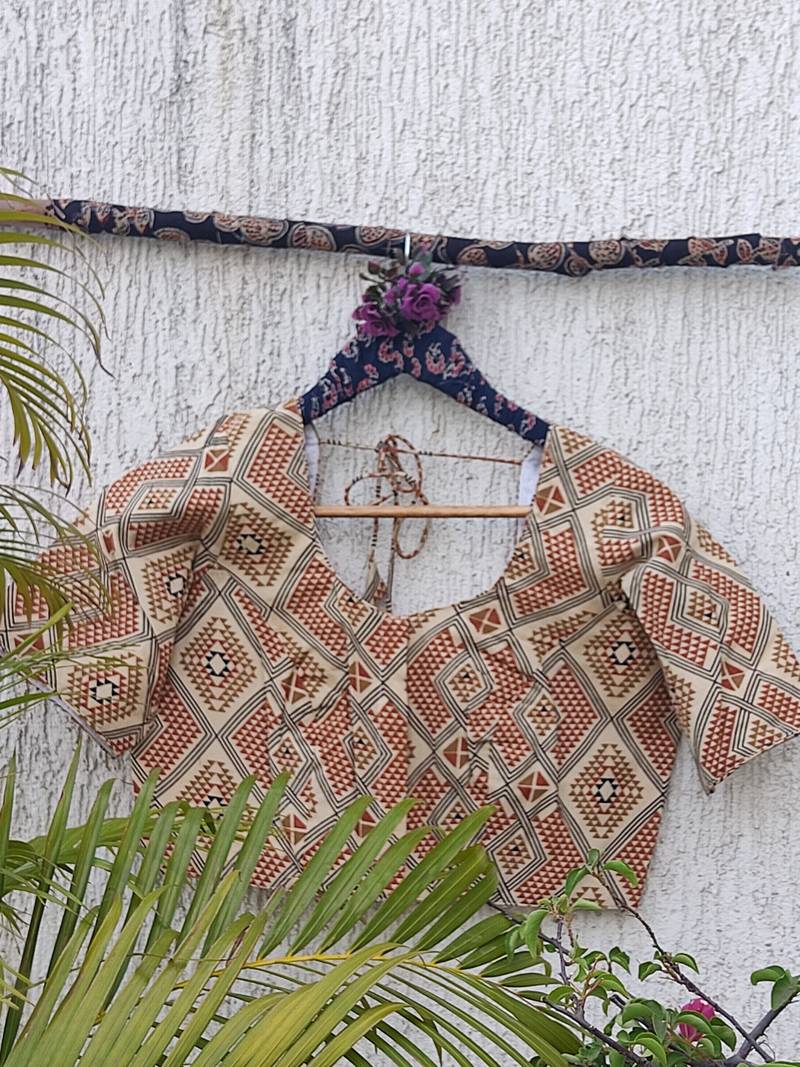 Cream cotton printed readymade blouse