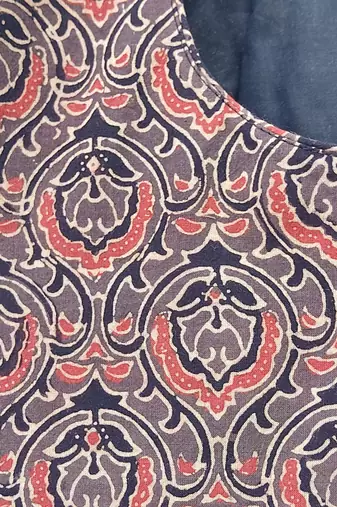 Grey cotton printed readymade blouse