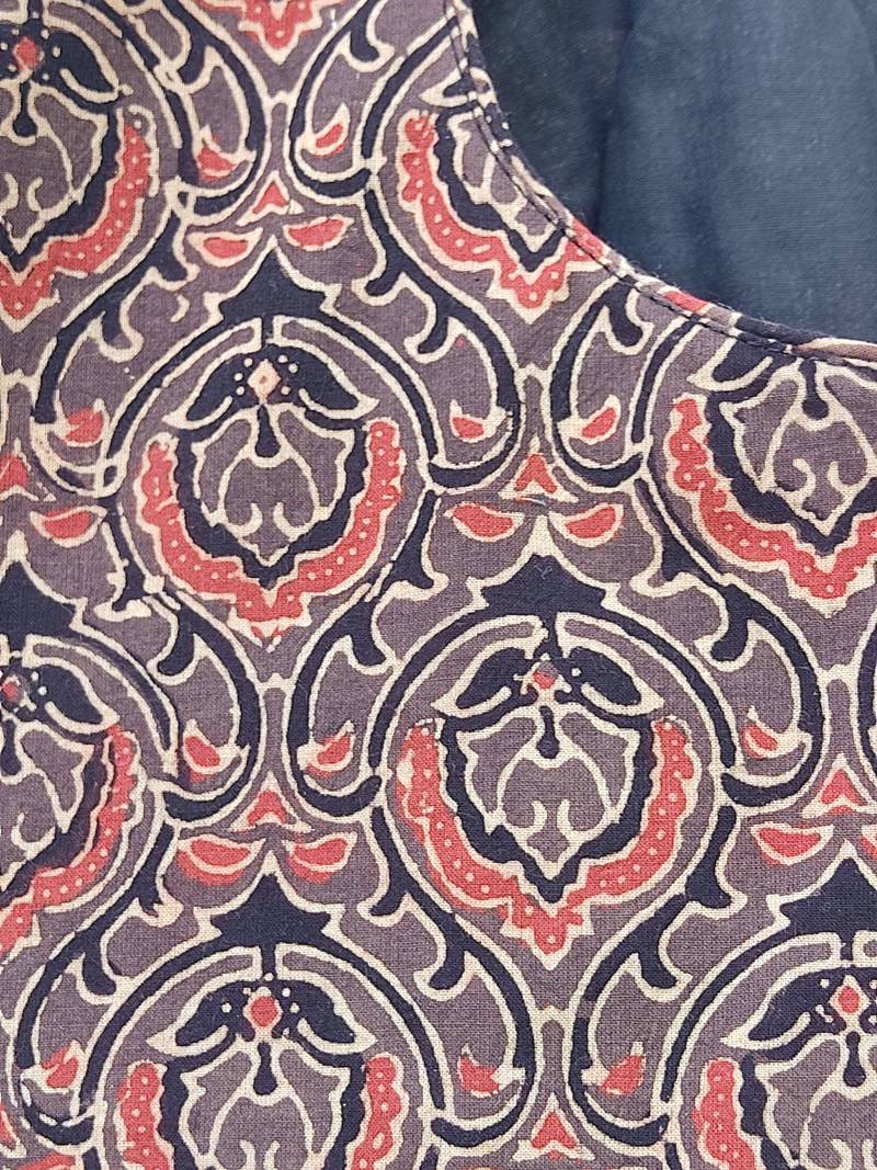 Grey cotton printed readymade blouse