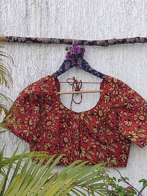 Maroon cotton printed readymade blouse 3