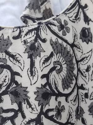 White cotton printed readymade blouse 5