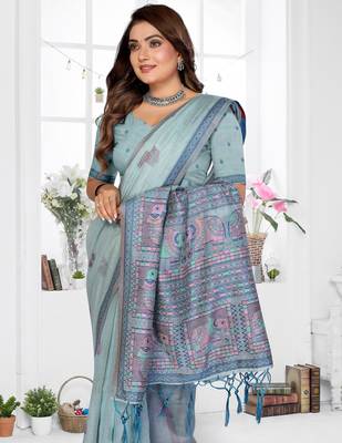 blue jacquard cotton blend saree with blouse  3