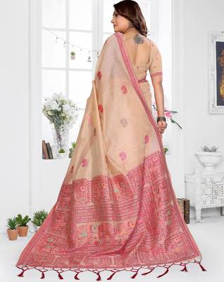 beige jacquard cotton blend saree with blouse  4
