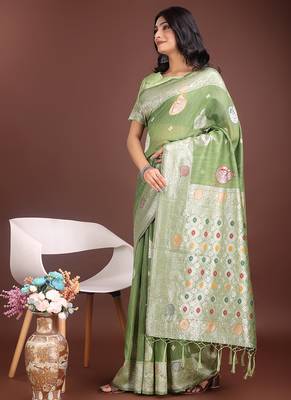 light green cotton blend saree with woven zari pallu 3