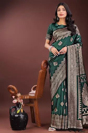 Dark green silk blend saree with zari woven pallu