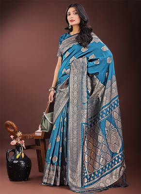 Teal blue silk blend saree with zari woven pallu 4