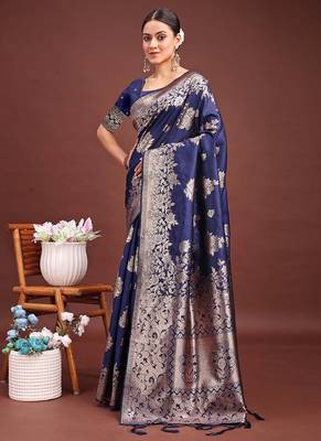 Navy blue banarasi silk blend floral woven saree 3