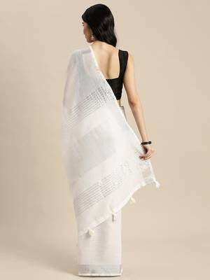 white cotton blend saree with zari border & striped pallu 2
