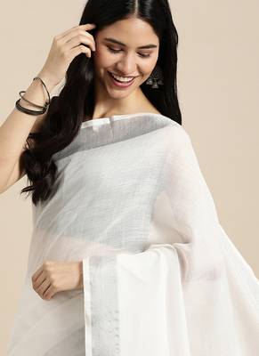 white cotton blend saree with zari border & striped pallu 4