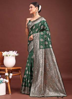 Dark green banarasi silk blend saree with silver zari buta work 3