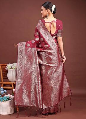 Maroon banarasi silk blend saree with silver zari buta work 2